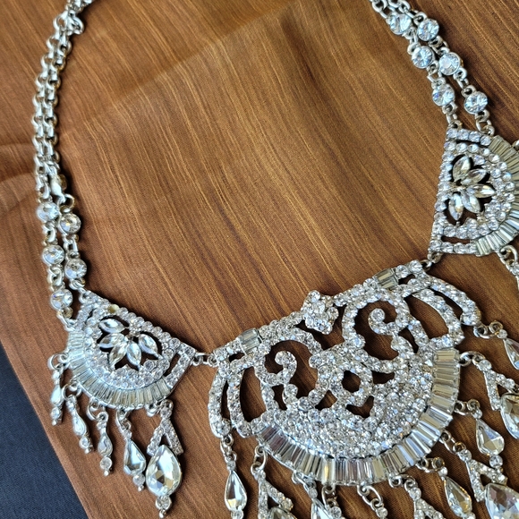 Necklace - Picture 2 of 5